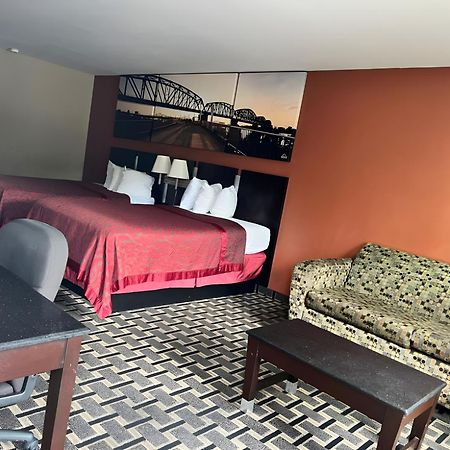 Days Inn & Suites By Wyndham Pine Bluff Buitenkant foto