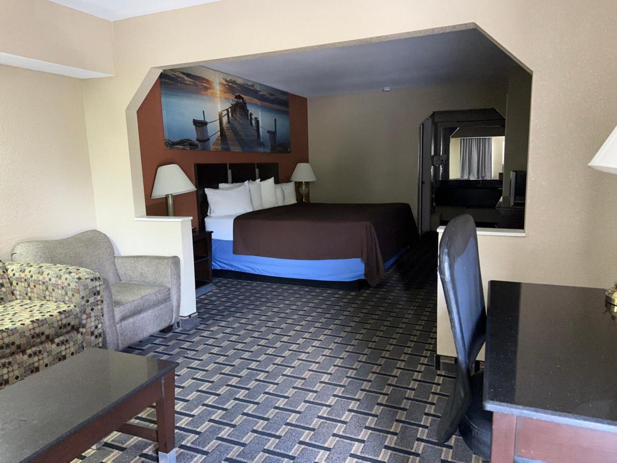Days Inn & Suites By Wyndham Pine Bluff Buitenkant foto