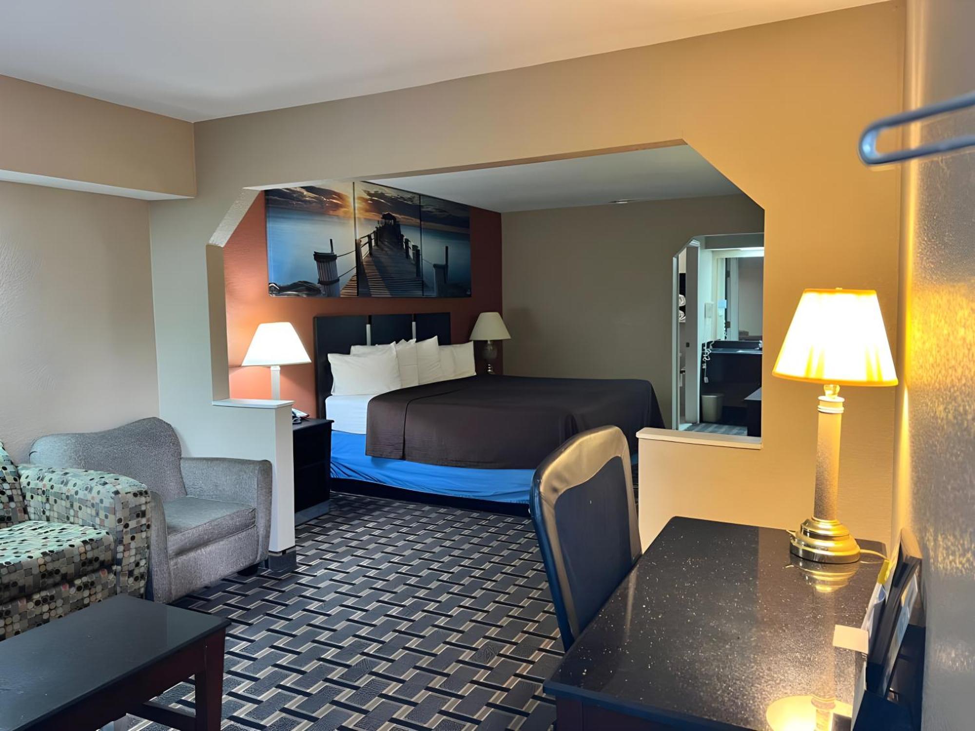 Days Inn & Suites By Wyndham Pine Bluff Buitenkant foto